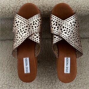 Steve Madden Women's Metallic Gold Mules